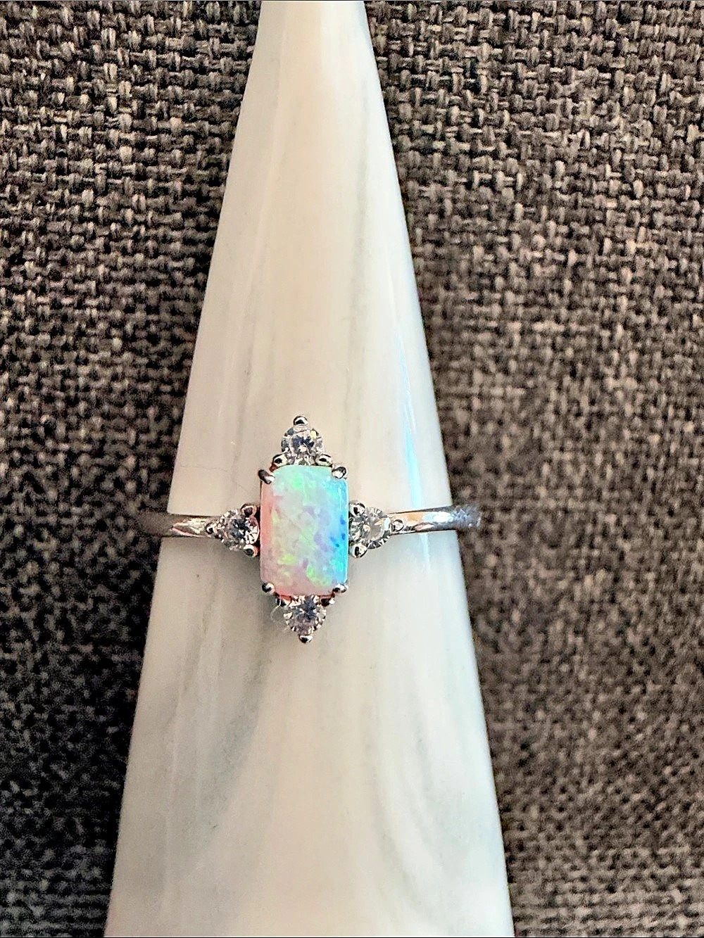 Ryze party .925 sterling silver ring size 8